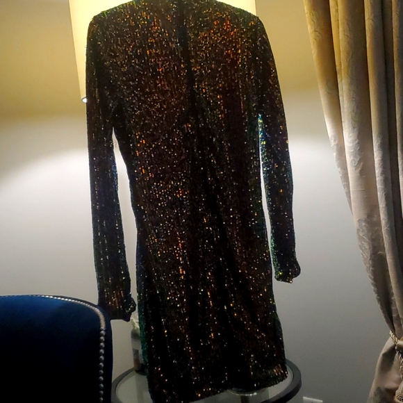 👗 Dress - Picture 4 of 6